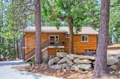 Yosemite Summit & Little Summit - 5BR/3BA Vacation Home - image 3