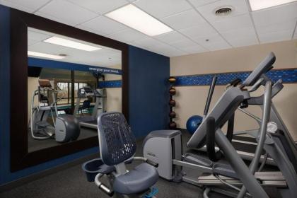 Hampton Inn Youngstown West - image 12