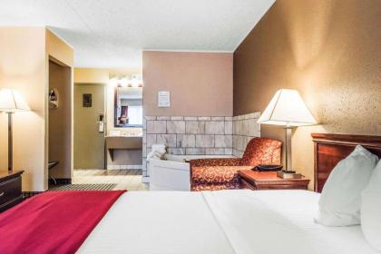 Quality Inn Austintown-Youngstown West - image 15