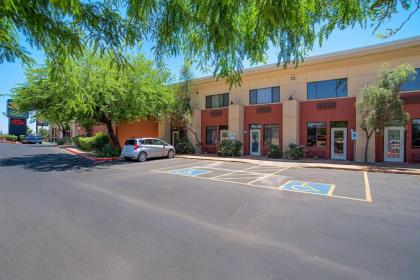 Quality Inn & Suites Phoenix NW - Sun City - image 6