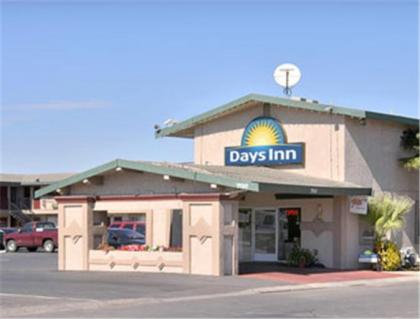 Days Inn by Wyndham Yuba City - image 1