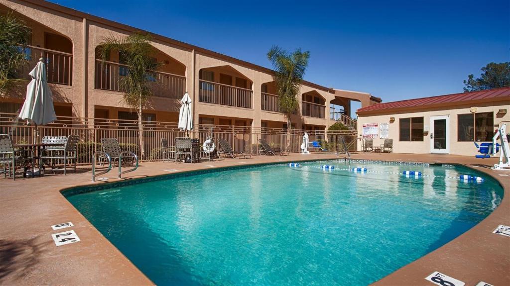 Best Western Yuba City Inn - image 3