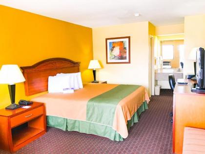 Americas Best Value Inn Yukon - image 10