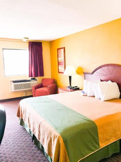 Americas Best Value Inn Yukon - image 5