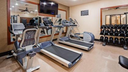 Best Western Plus Yukon - image 9