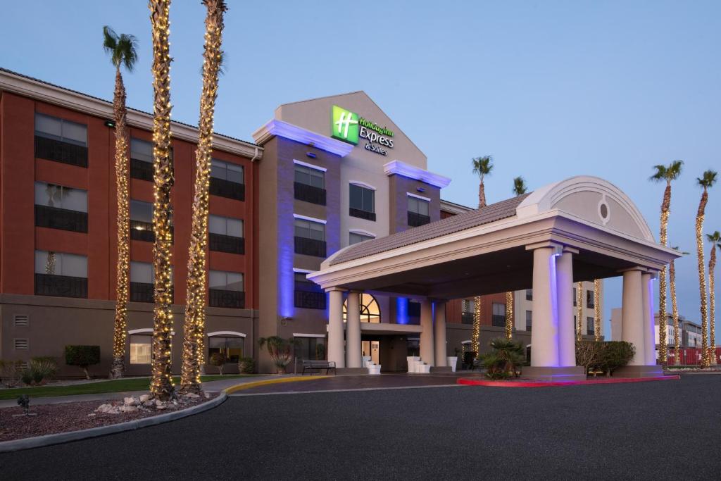 Holiday Inn Express Hotel & Suites Yuma an IHG Hotel - main image