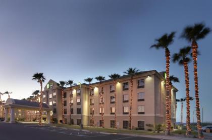 Holiday Inn Express Hotel & Suites Yuma an IHG Hotel - image 2