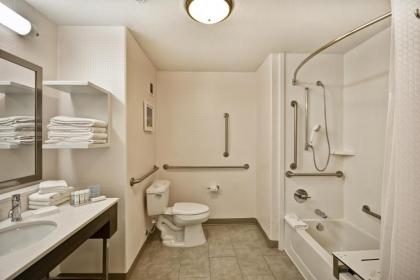 Hampton Inn & Suites Yuma - image 13