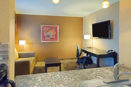 Best Western Yuma Mall Hotel & Suites - image 4