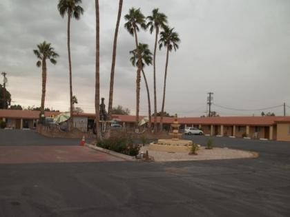 Hacienda Motel - image 3