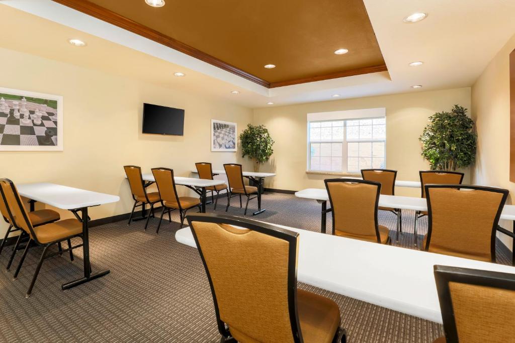 TownePlace Suites by Marriott Yuma - image 3