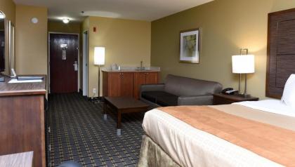 Best Western Zachary Inn - image 12