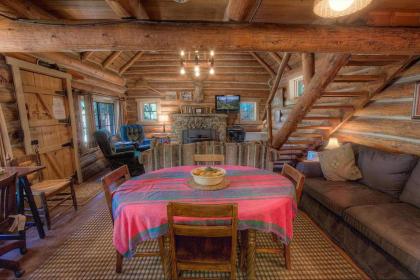 Zephyr Cabin by Lake Tahoe Accommodations - image 13