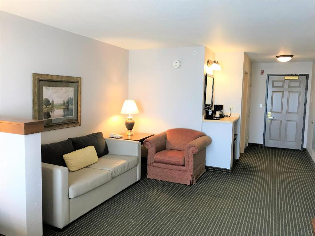 Country Inn & Suites by Radisson Zion IL - image 7