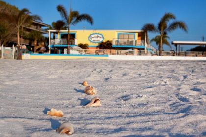 Plaza Beach Hotel - Beachfront Resort - image 14