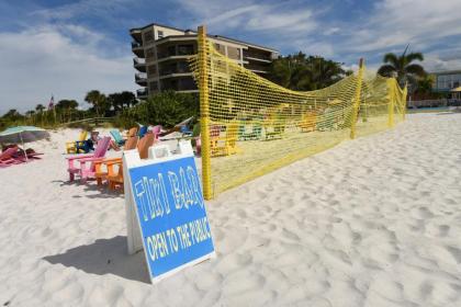 Plaza Beach Hotel - Beachfront Resort - image 18