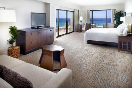 Book Hilton Hawaiian Village [33% OFF]