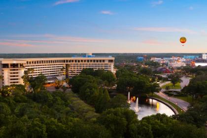 Hilton Orlando Lake Buena Vista - Disney Springs™ Area - image 2