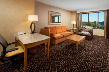 DoubleTree Suites By Hilton Anaheim Resort/Convention Center - image 12