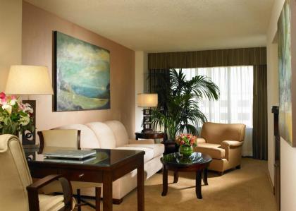 DoubleTree Suites By Hilton Anaheim Resort/Convention Center - image 19