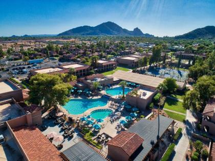 Scottsdale Plaza Resort - image 19