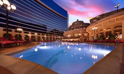 Peppermill Resort Spa And Casino - image 4