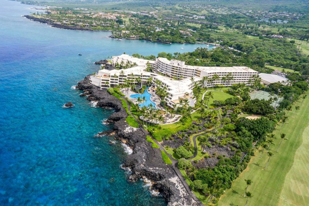 Sheraton Kona Resort and Spa - image 6