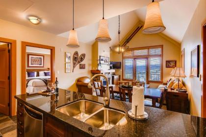 Capitol Peak Lodge - image 2