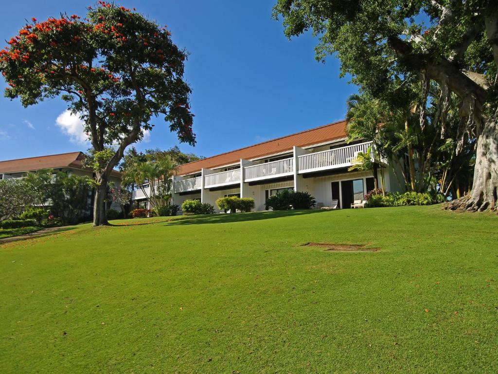 Castle Kiahuna Plantation & The Beach Bungalows - image 4