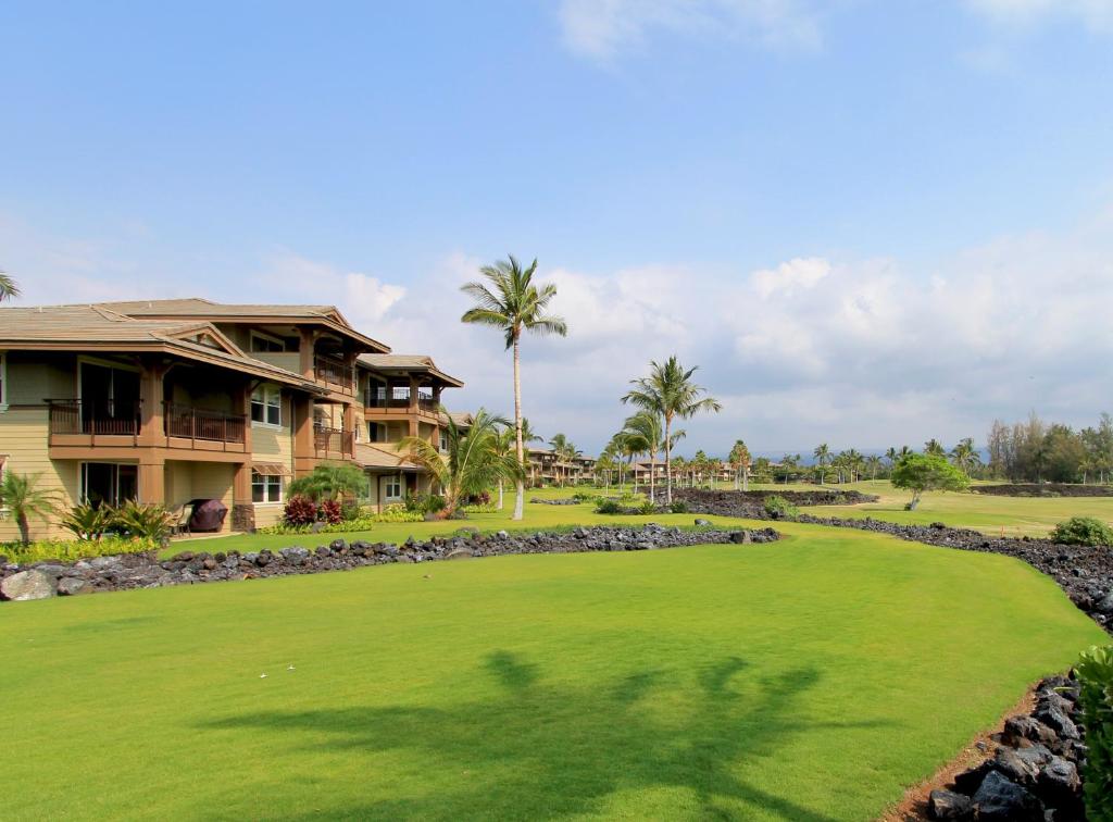 Castle Halii Kai at Waikoloa - image 6