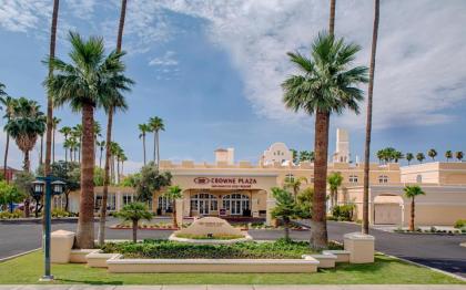 Crowne Plaza Phoenix - Chandler Golf Resort an IHG Hotel - image 1