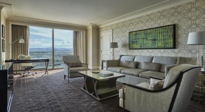 Four Seasons Hotel Las Vegas - image 11