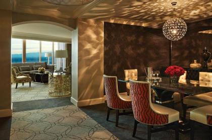 Four Seasons Hotel Las Vegas - image 17