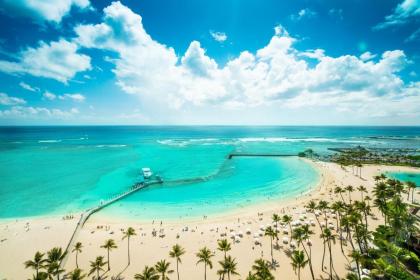 Grand Waikikian by Hilton Grand Vacations Club - image 2