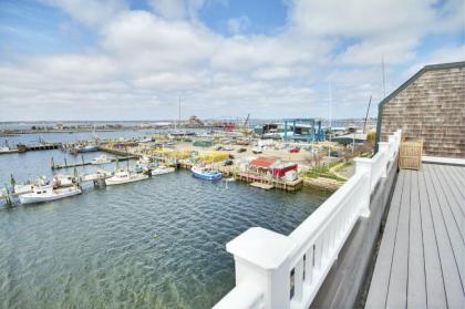 Club Wyndham Inn on Long Wharf - image 10