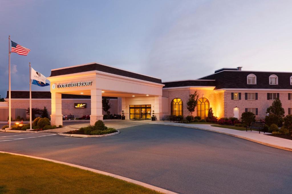 DoubleTree Resort by Hilton Lancaster - main image