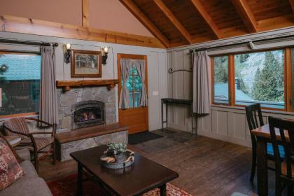 Tamarack Lodge - image 16