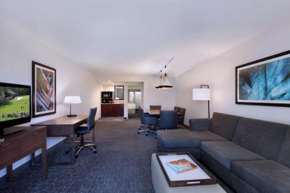 Embassy Suites by Hilton Palm Desert - image 15