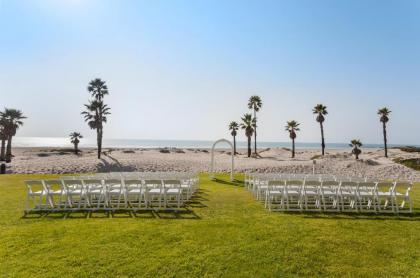 Embassy Suites Mandalay Beach - Hotel & Resort - image 9