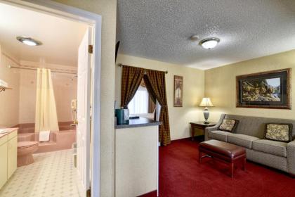 Roosevelt Inn & Suites Saratoga Springs - image 13