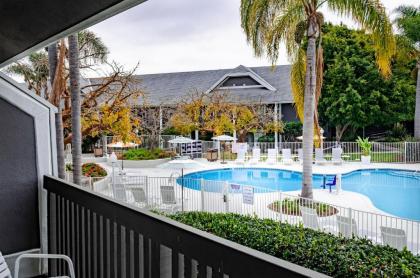 Carlsbad by the Sea Hotel - image 16