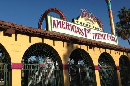 Knott's Berry Farm Hotel - image 4