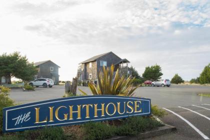 Lighthouse Oceanfront Resort - image 3