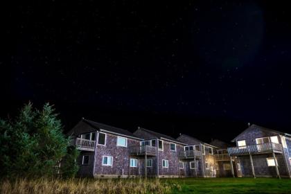 Lighthouse Oceanfront Resort - image 9