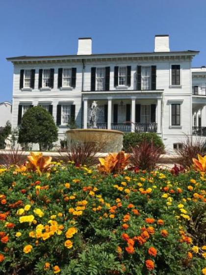 Nottoway Plantation and Resort - image 1