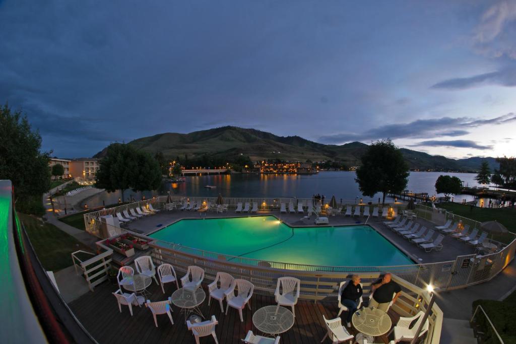 Campbell's Resort on Lake Chelan - image 4