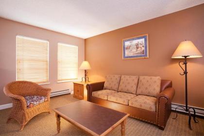 Legacy Vacation Resorts Steamboat Springs Suites - image 7