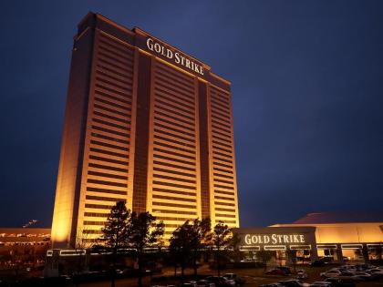 Gold Strike Casino Resort - image 17