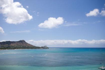 Outrigger Reef Waikiki Beach Resort - image 11