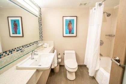 Courtyard by Marriott Isla Verde Beach Resort - image 11